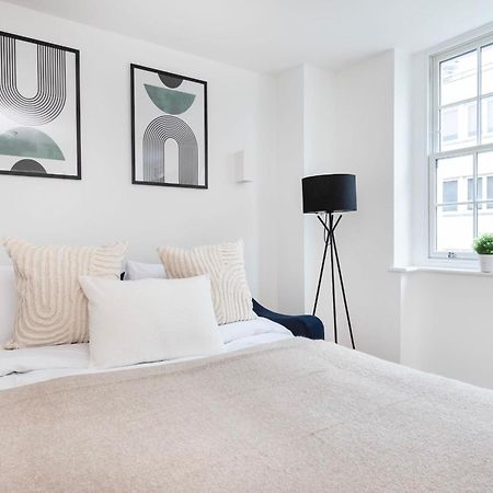 Fitzrovia With Balcony - Cityapartmentstay London Kültér fotó