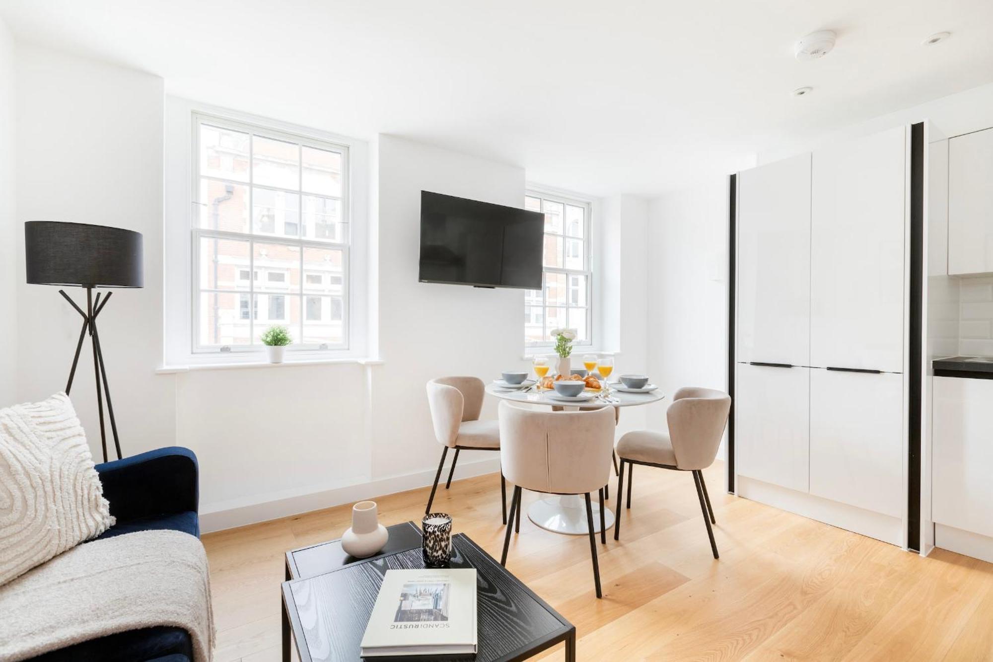 Fitzrovia With Balcony - Cityapartmentstay London Kültér fotó