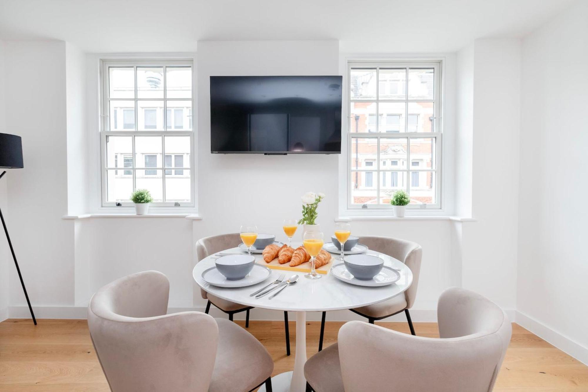 Fitzrovia With Balcony - Cityapartmentstay London Kültér fotó